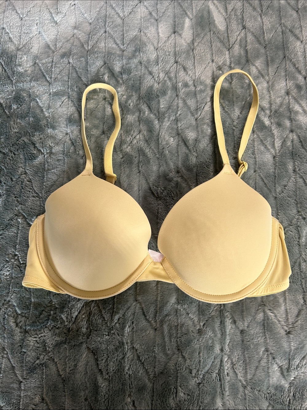 PINK Victoria's Secret Yellow Wear Everywhere T-Shirt Bra